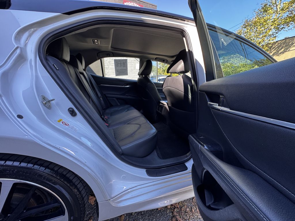 2018 Toyota Camry XSE, foto 15