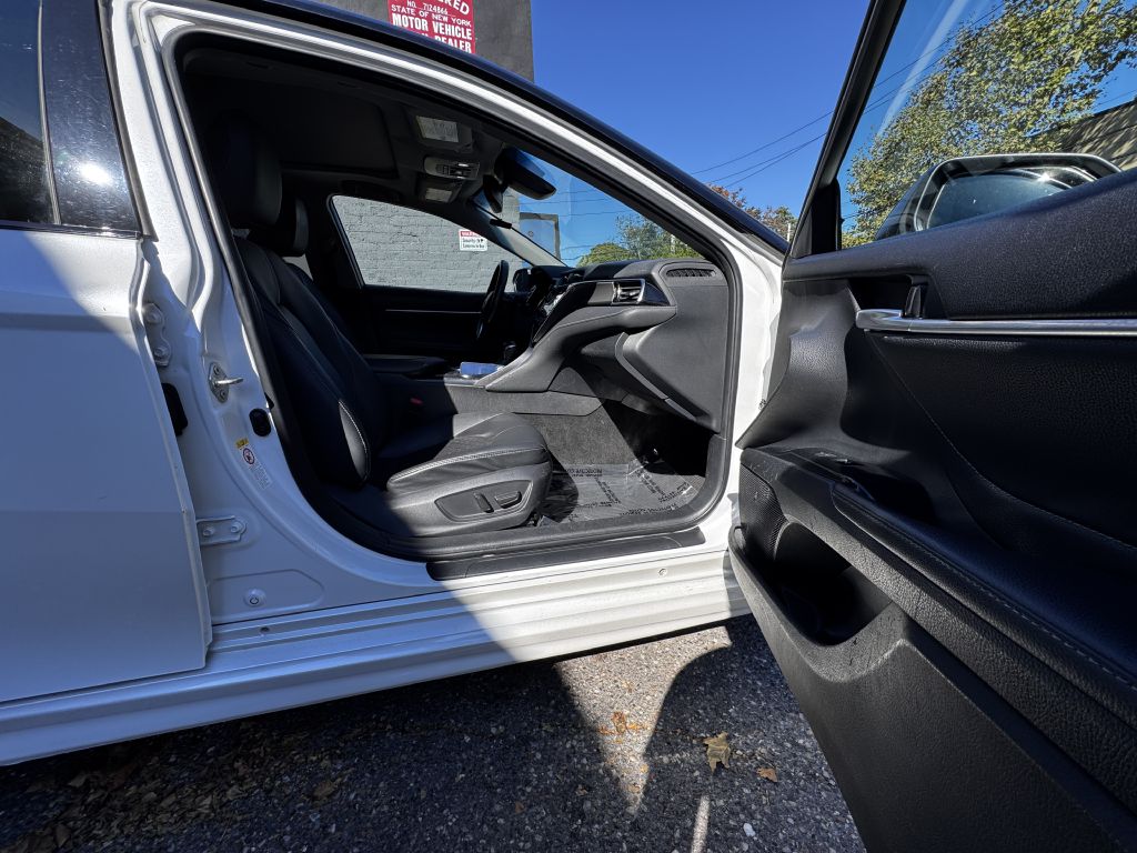 2018 Toyota Camry XSE, foto 16