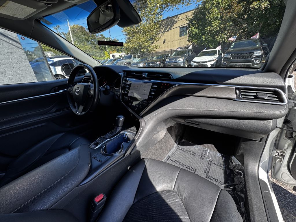 2018 Toyota Camry XSE, foto 18