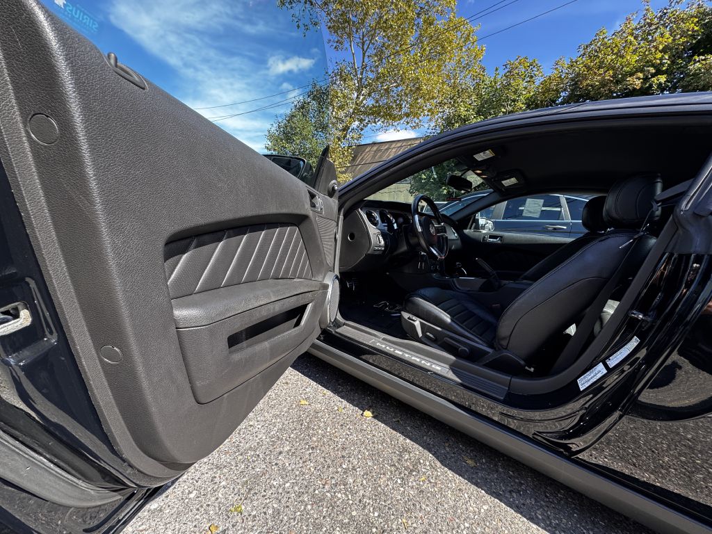 2012 Ford Mustang GT, photo 10