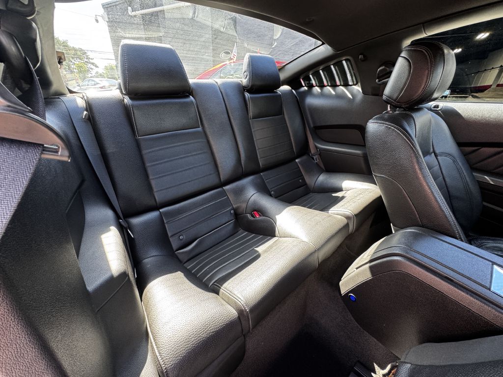 2012 Ford Mustang GT, photo 14