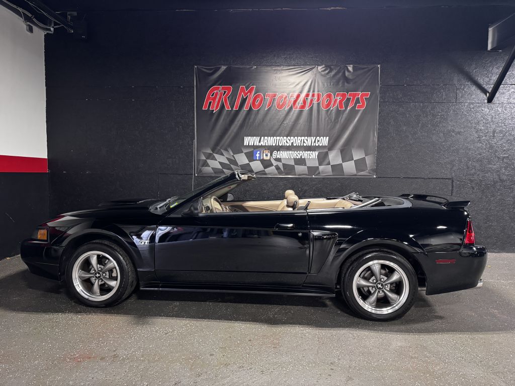 2003 Ford Mustang GT, photo 2
