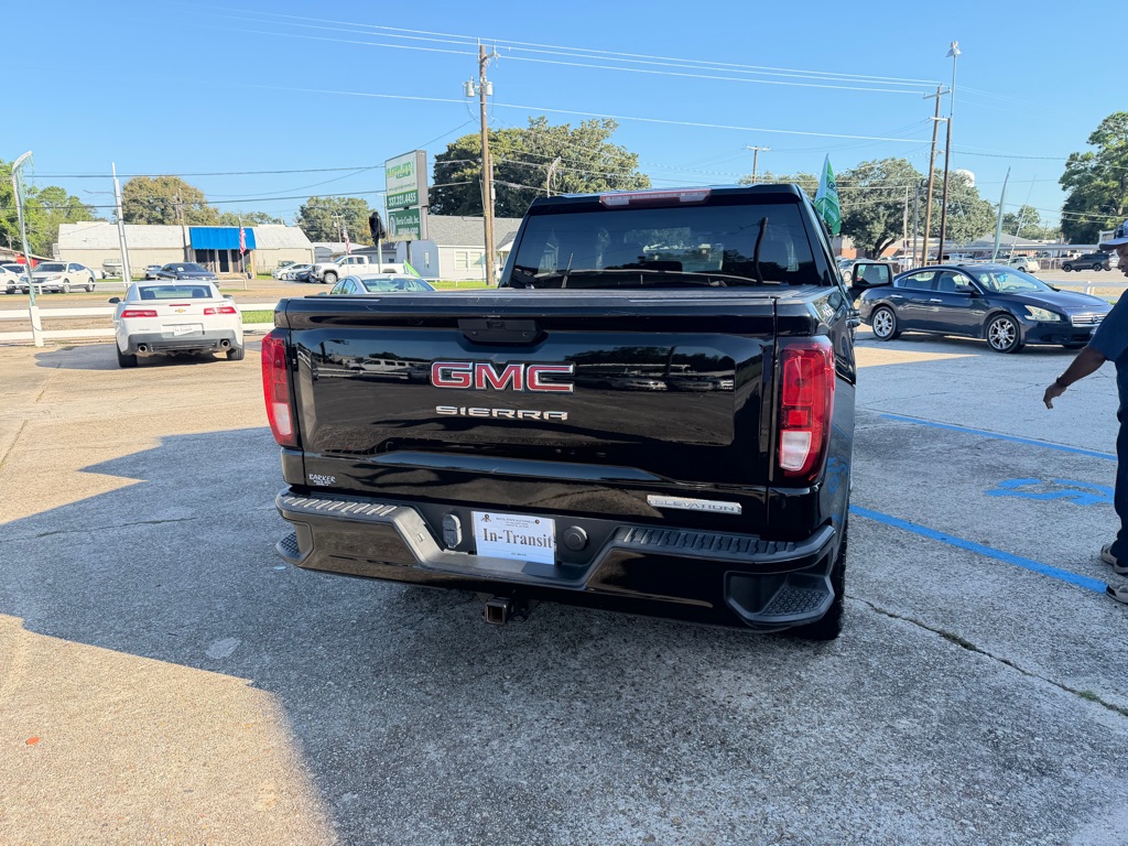 Photo 5 of this GMC SIERRA 1500