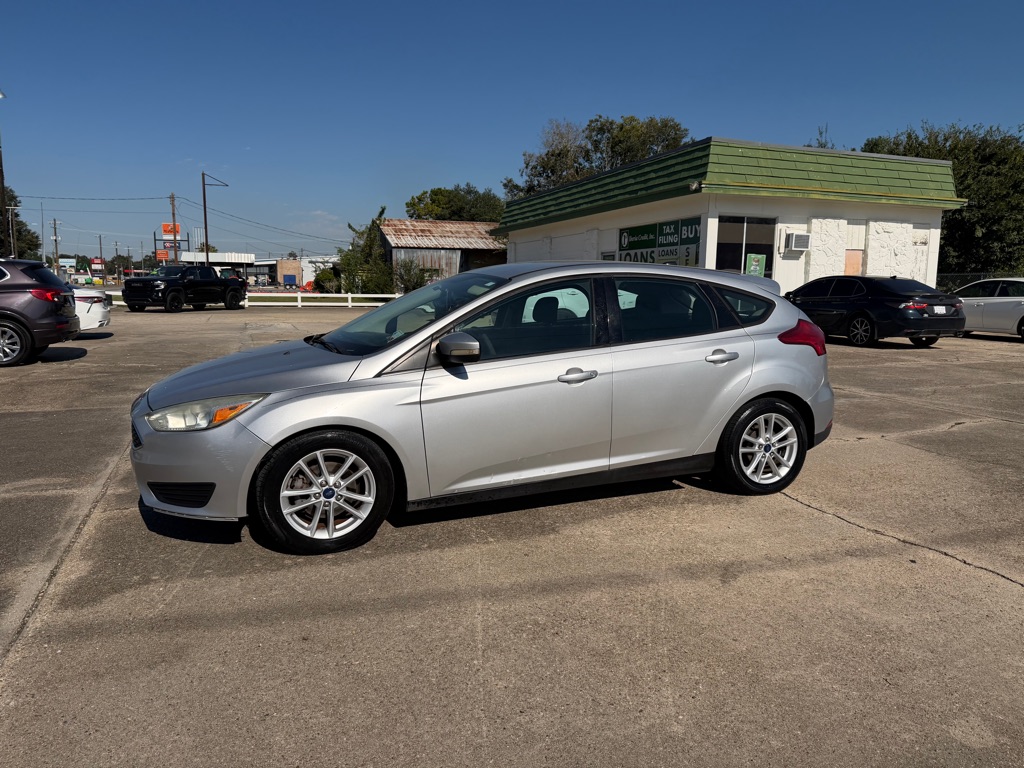Photo 2 of this FORD FOCUS