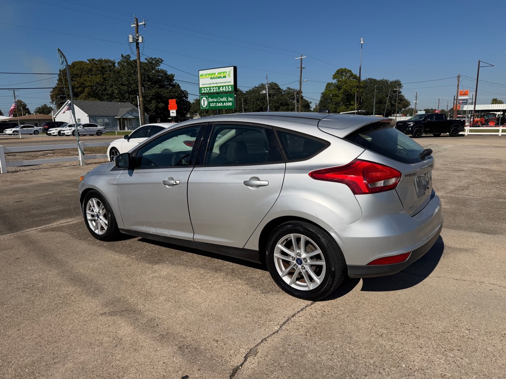 Photo 3 of this FORD FOCUS