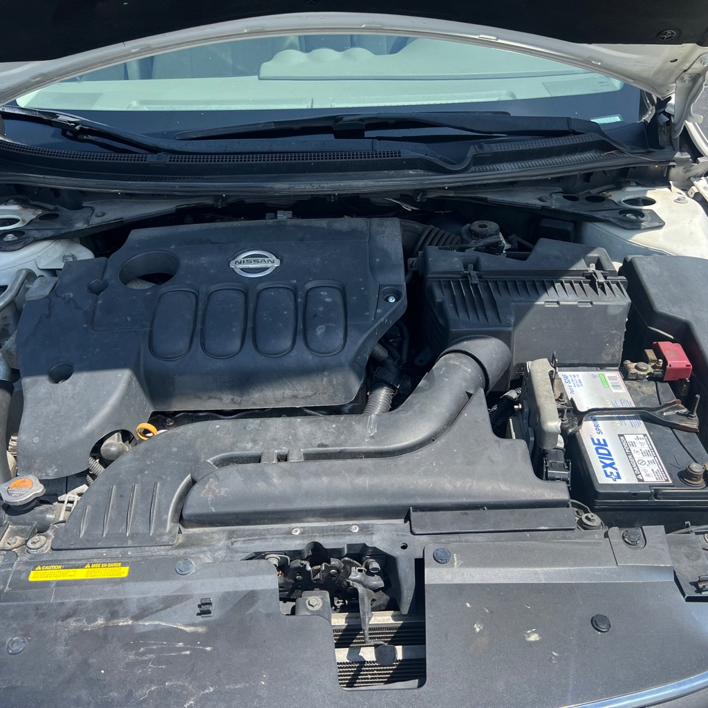 Photo 17 of this NISSAN ALTIMA