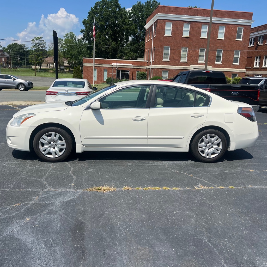Photo 4 of this NISSAN ALTIMA