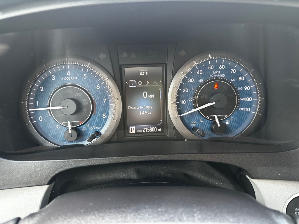 Photo 15 of this TOYOTA SIENNA