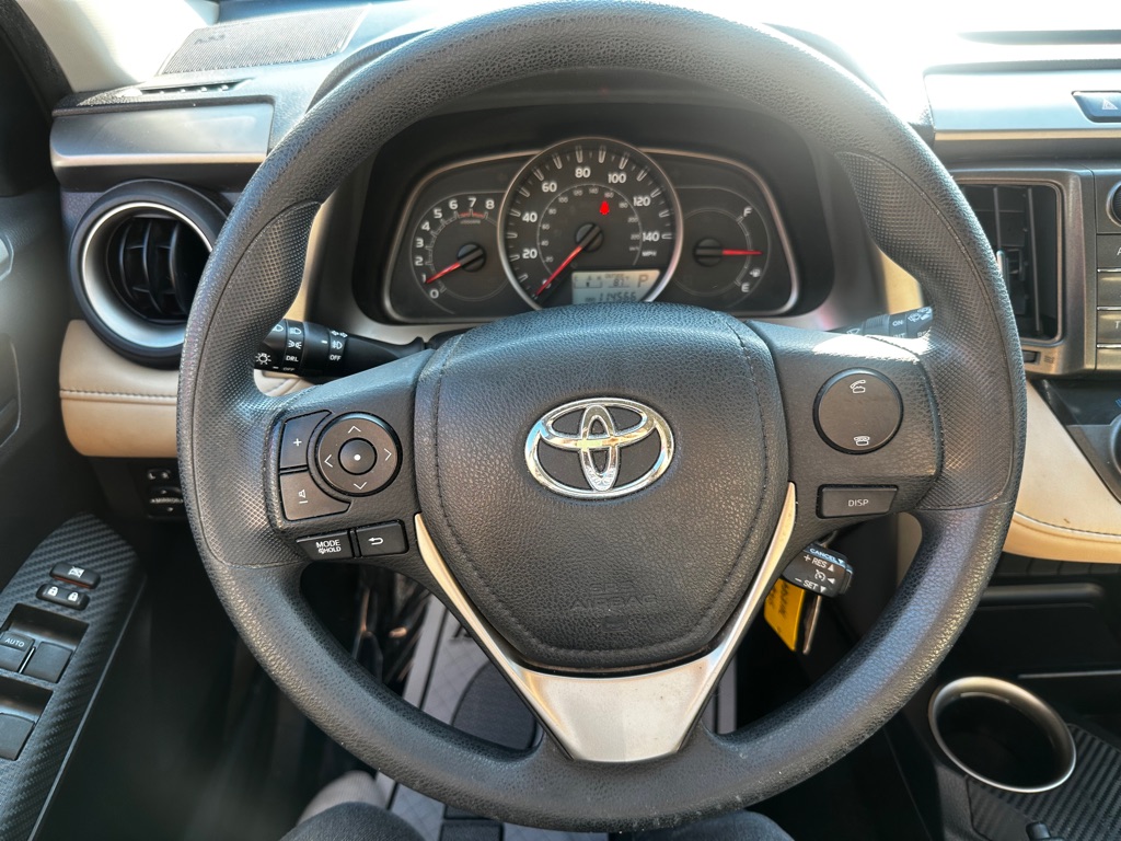 Photo 15 of this TOYOTA RAV4