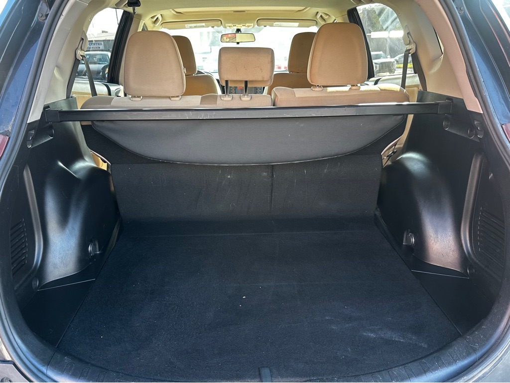 Photo 21 of this TOYOTA RAV4
