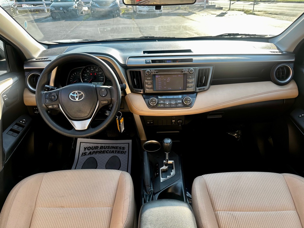 Photo 14 of this TOYOTA RAV4
