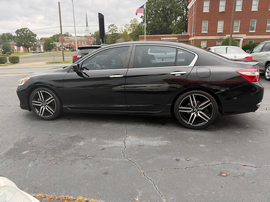 Photo 4 of this HONDA ACCORD