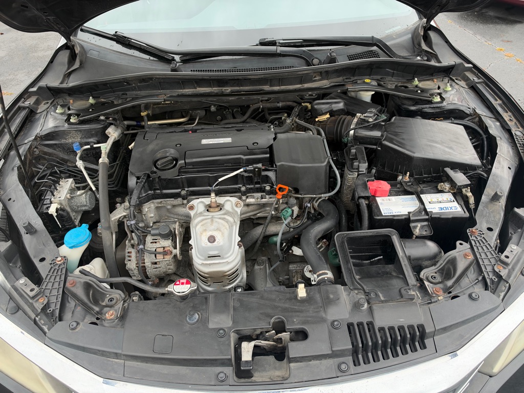 Photo 20 of this HONDA ACCORD