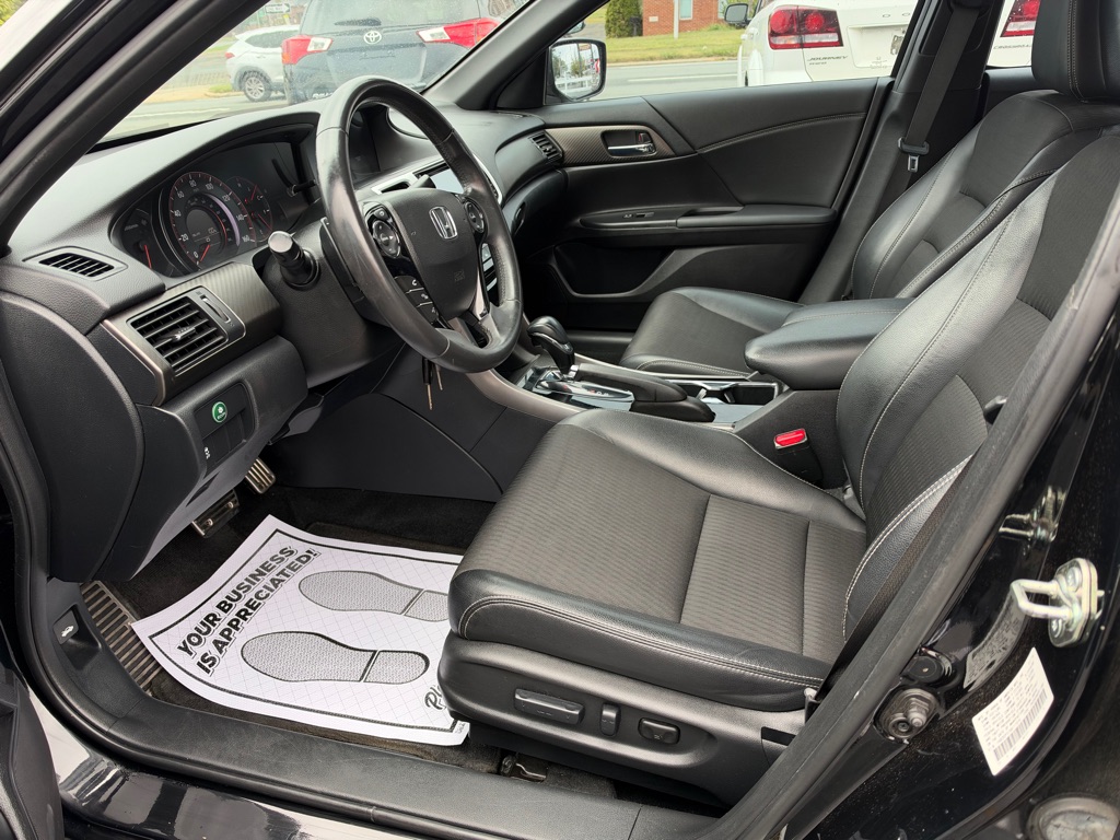 Photo 11 of this HONDA ACCORD