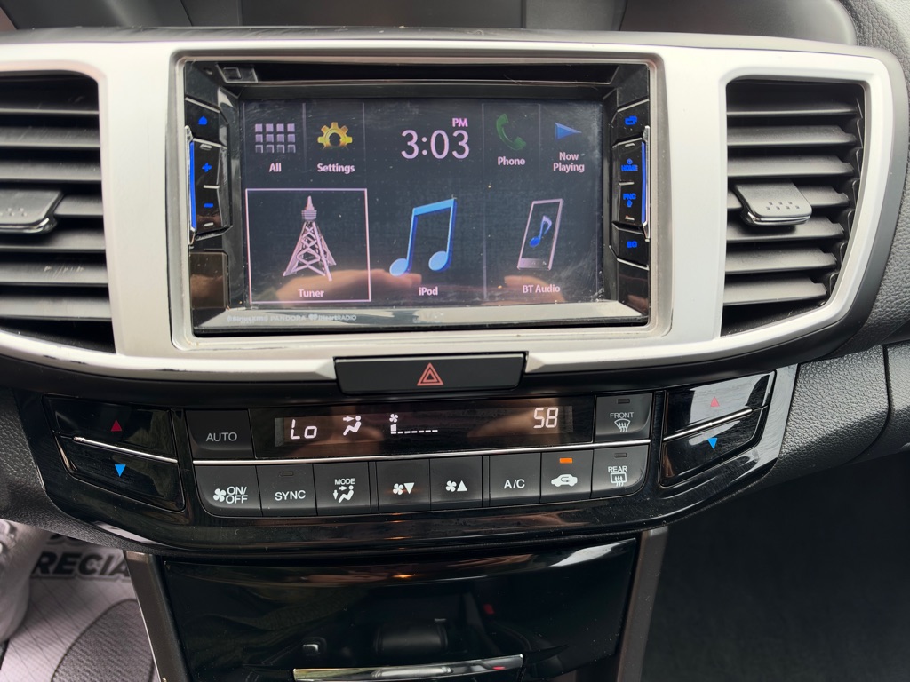 Photo 16 of this HONDA ACCORD