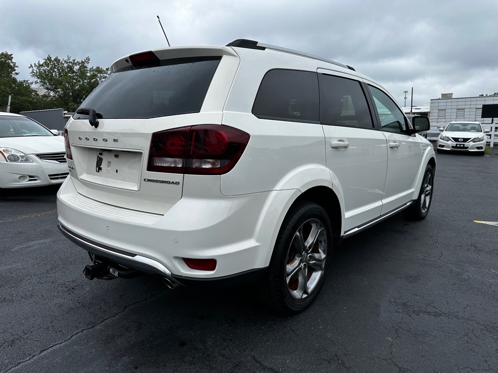 Photo 7 of this DODGE JOURNEY