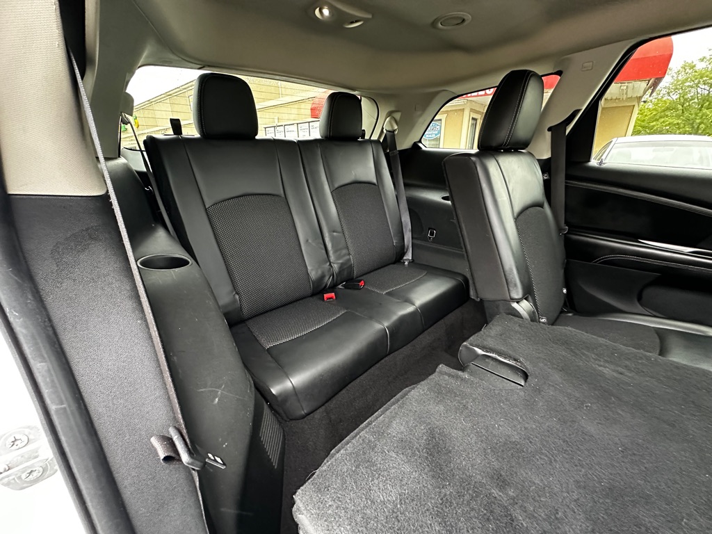 Photo 9 of this DODGE JOURNEY