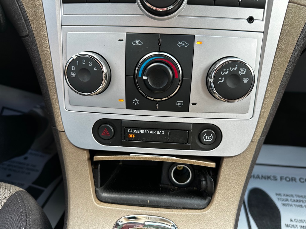 Photo 17 of this CHEVROLET MALIBU