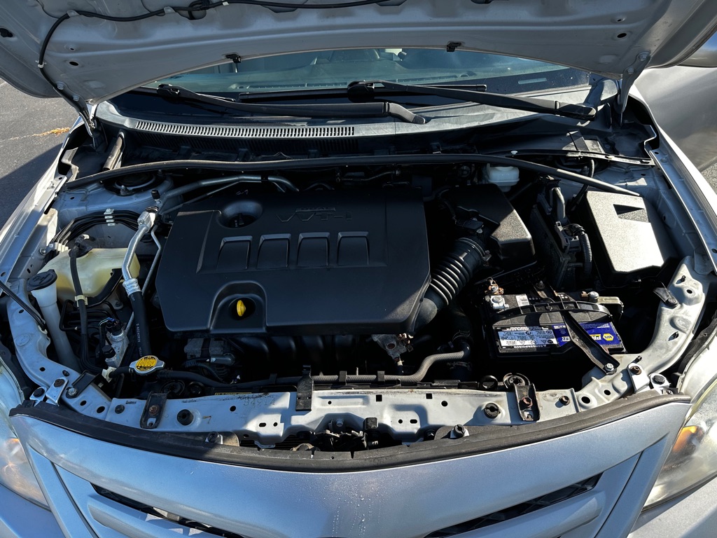 Photo 19 of this TOYOTA COROLLA