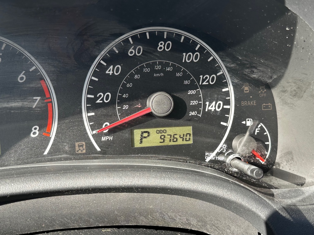 Photo 14 of this TOYOTA COROLLA