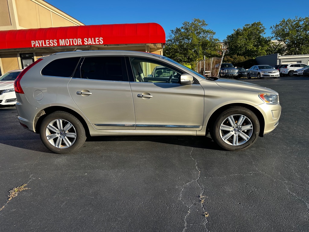 Photo 8 of this VOLVO XC60