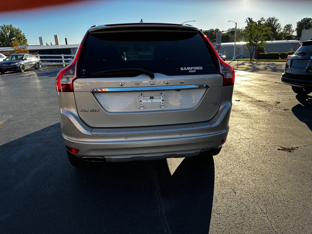 Photo 6 of this VOLVO XC60