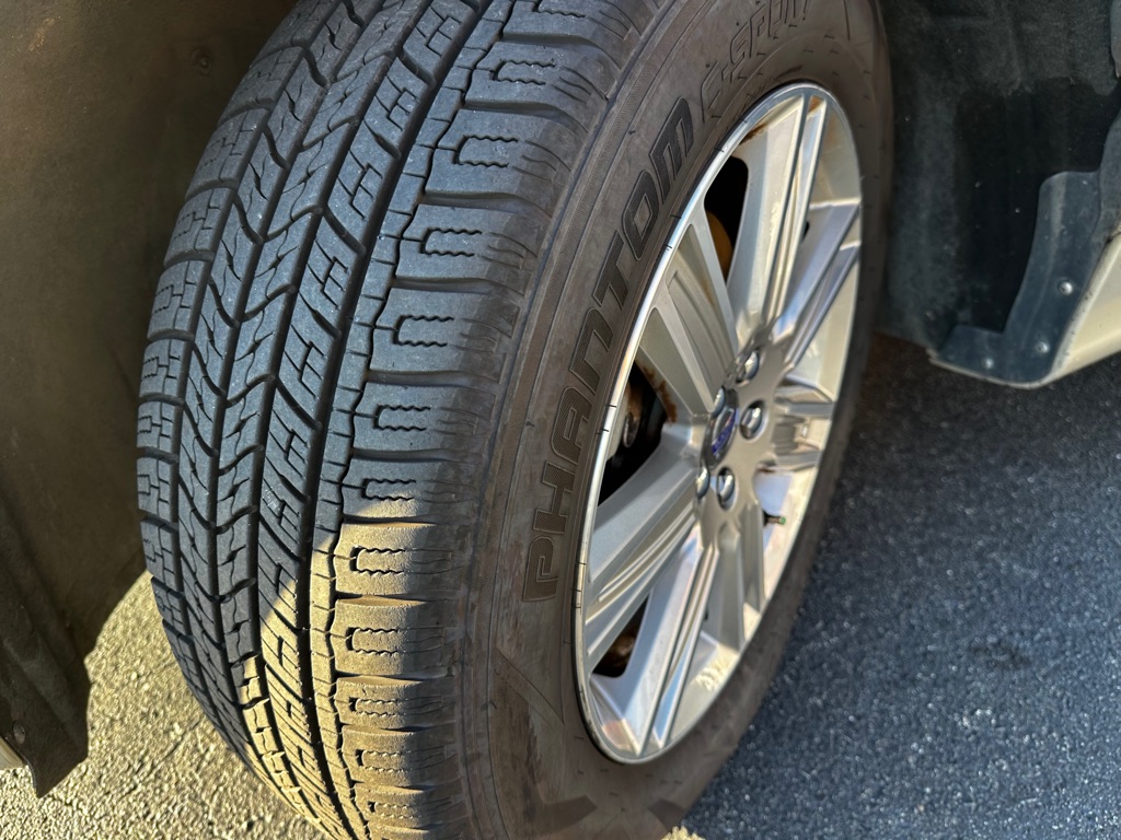 Photo 24 of this VOLVO XC60