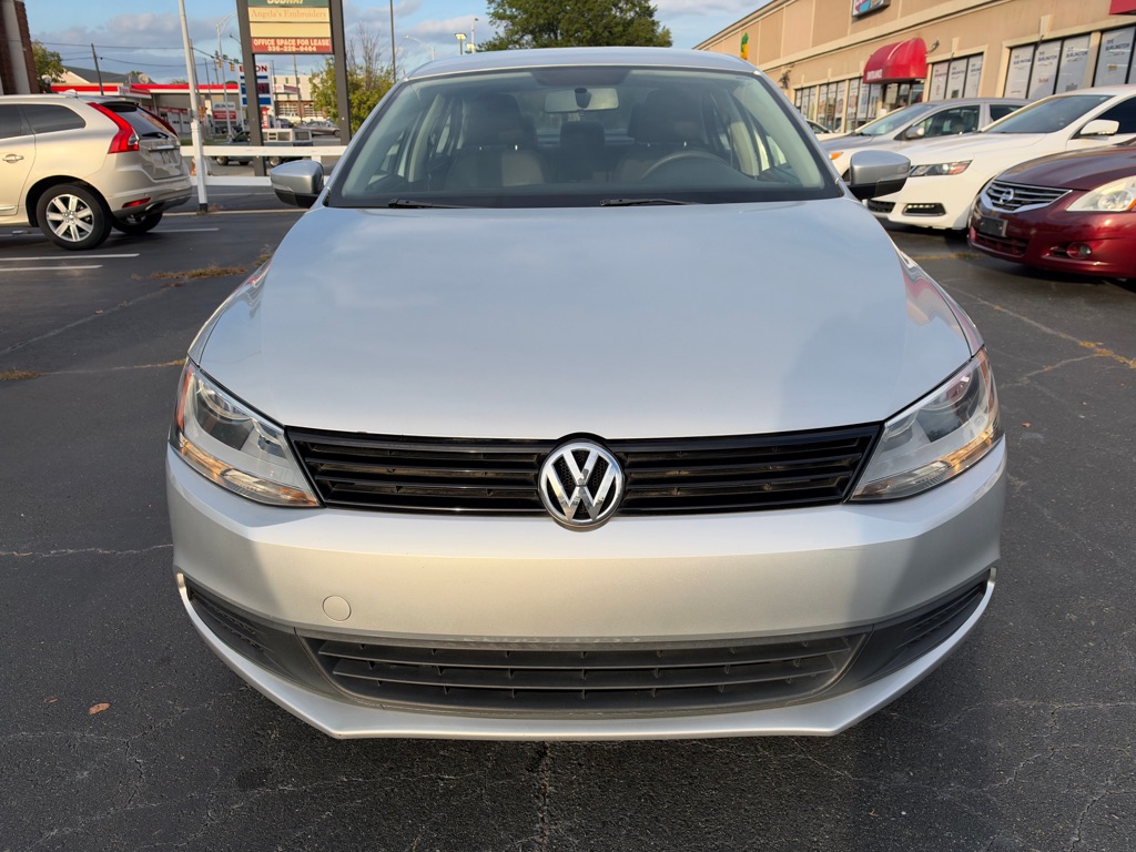 Photo 2 of this VOLKSWAGEN JETTA