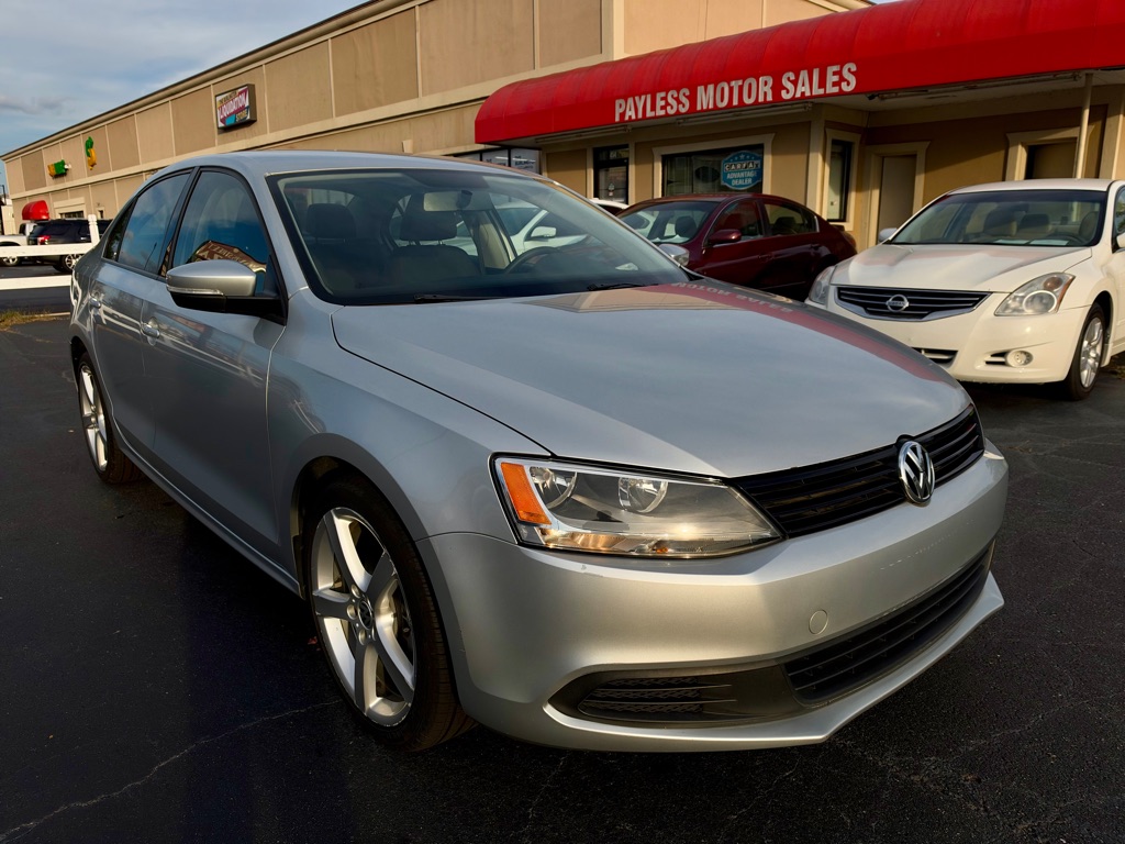 2011 VOLKSWAGEN JETTA
