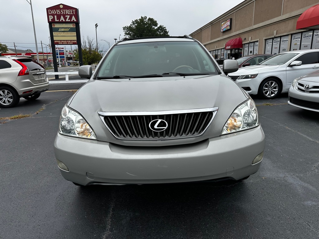 Photo 2 of this LEXUS RX