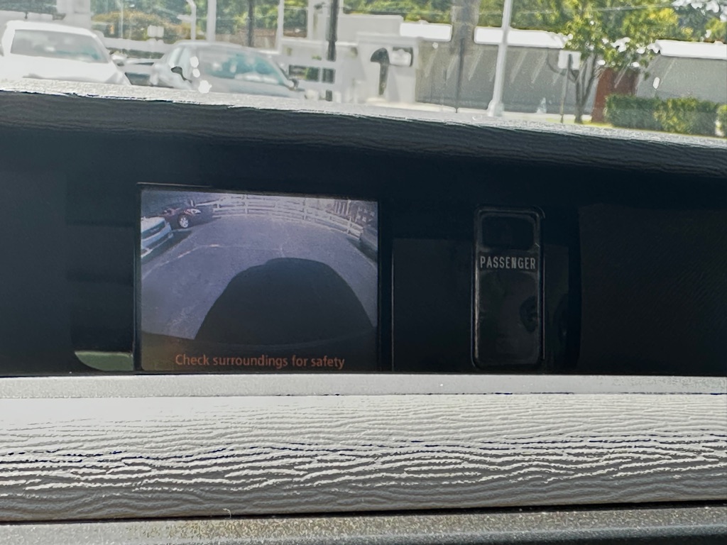 Photo 19 of this TOYOTA SIENNA
