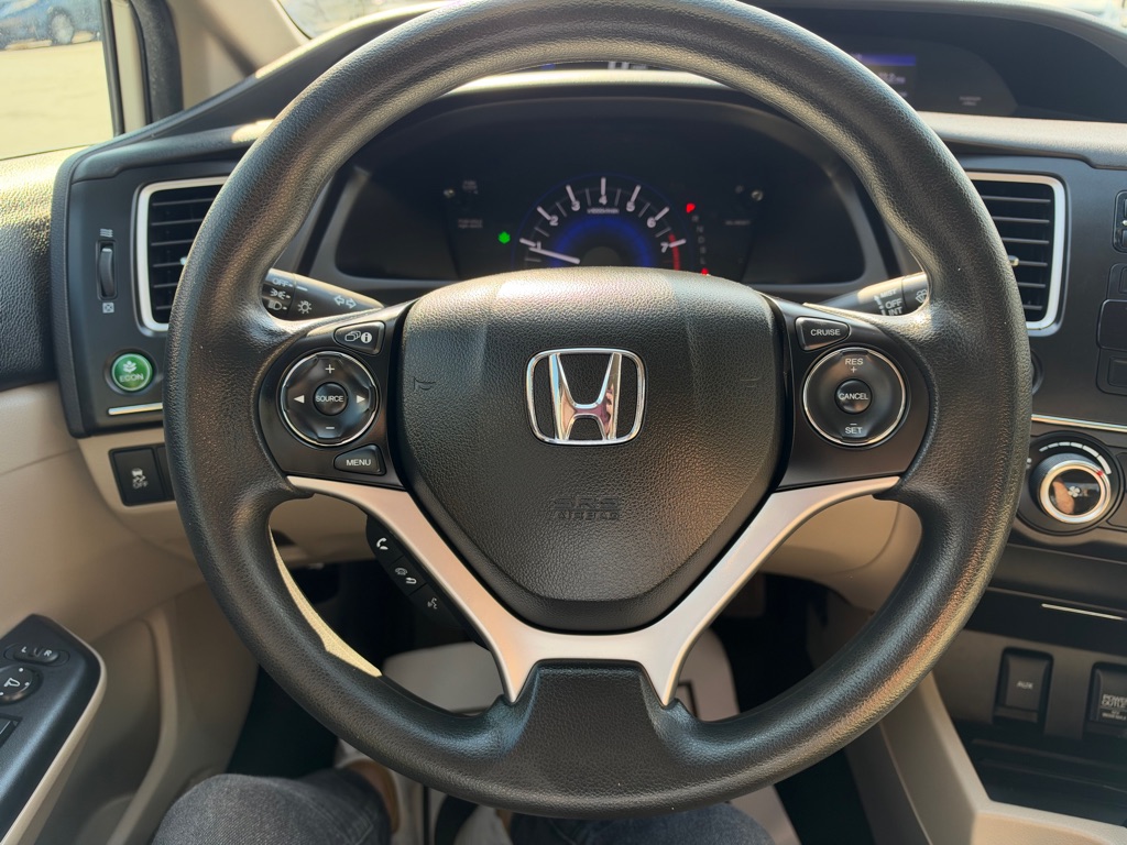 Photo 13 of this HONDA CIVIC