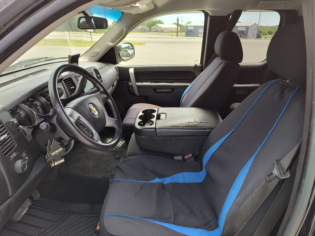 Photo 4 of this CHEVROLET SILVERADO 1500