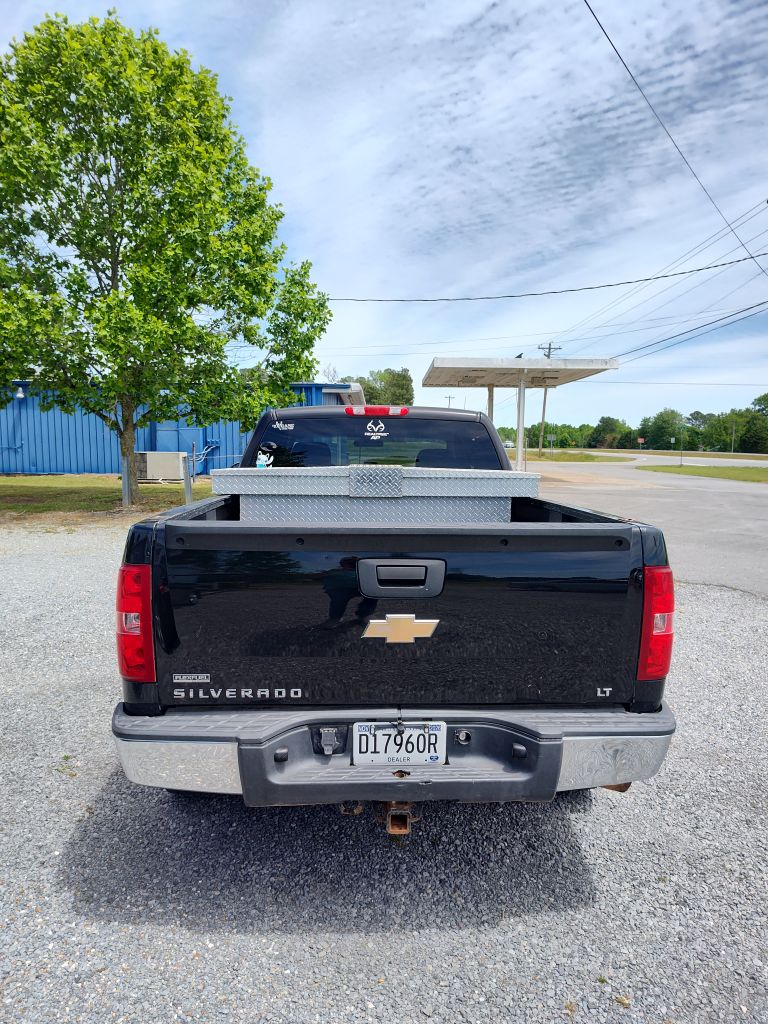 Photo 2 of this CHEVROLET SILVERADO 1500