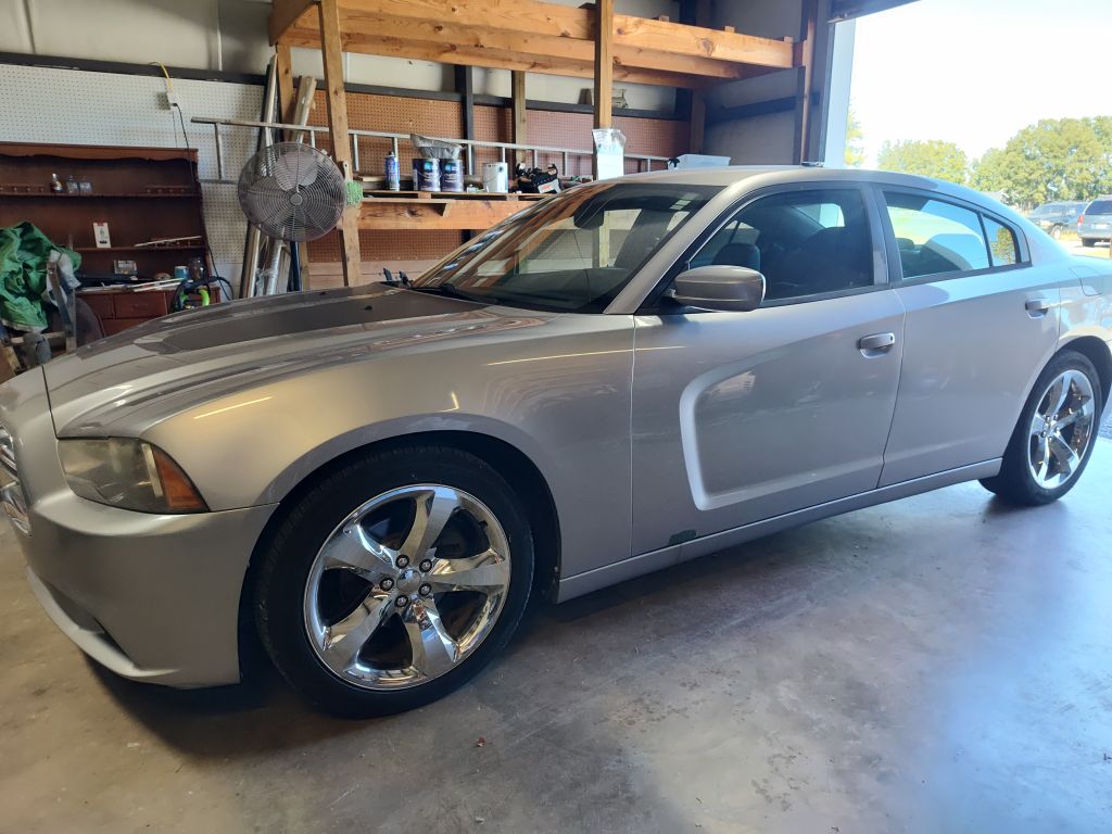 Photo 2 of this DODGE CHARGER