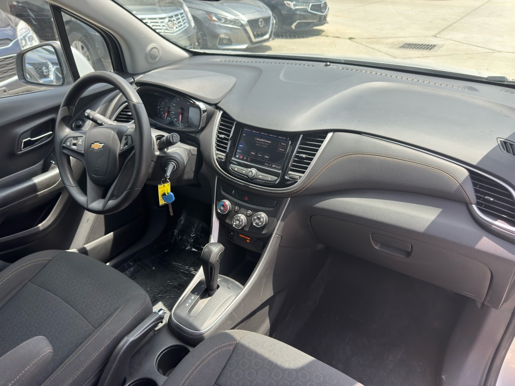 Photo 20 of this CHEVROLET TRAX