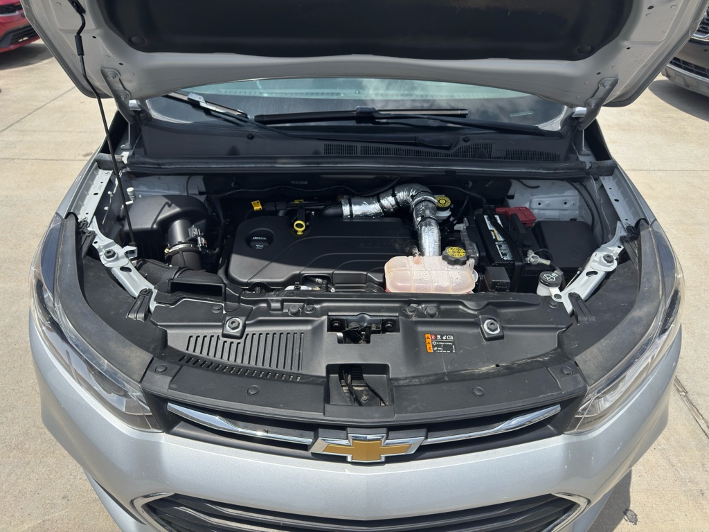 Photo 21 of this CHEVROLET TRAX