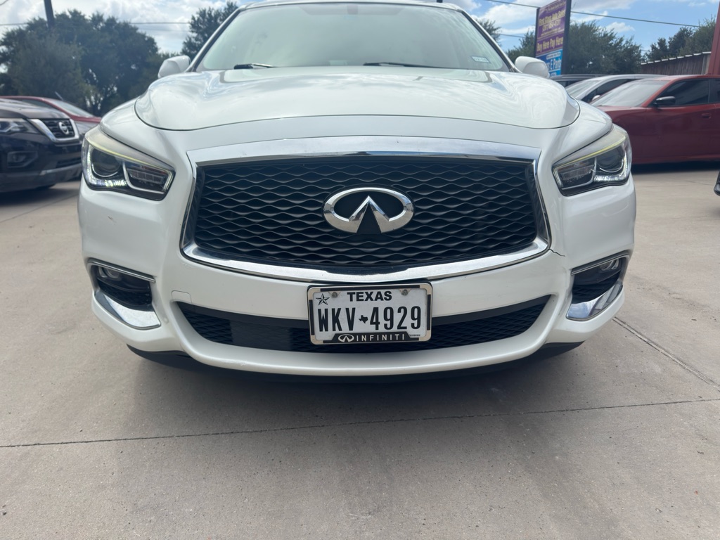 Photo 4 of this INFINITI QX60