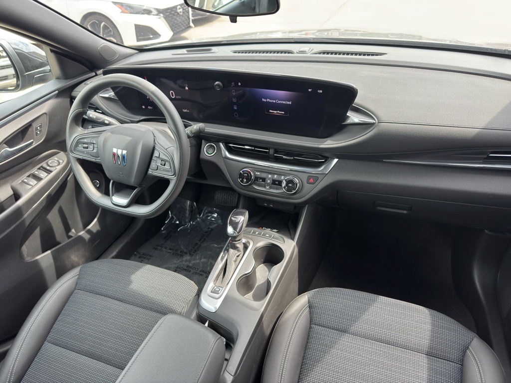 Photo 19 of this BUICK ENVISTA