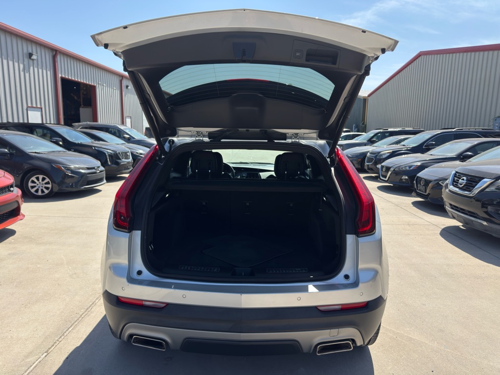 Photo 16 of this CADILLAC XT4