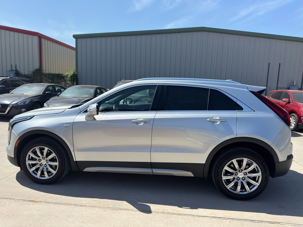 Photo 9 of this CADILLAC XT4
