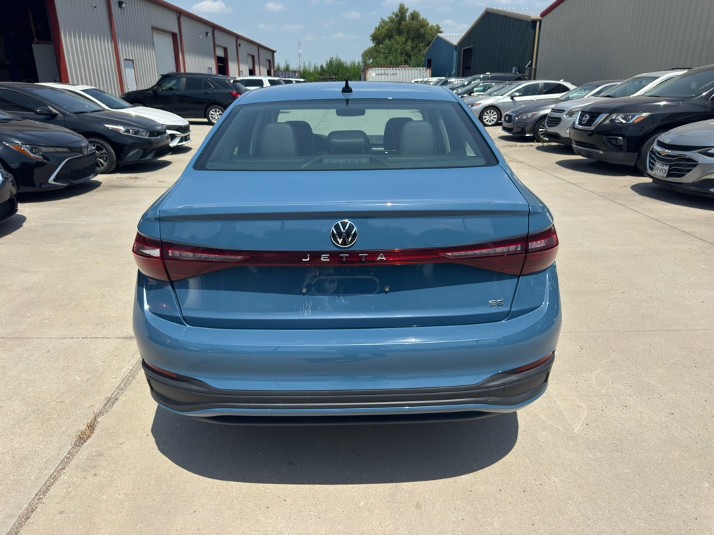 Photo 7 of this VOLKSWAGEN JETTA