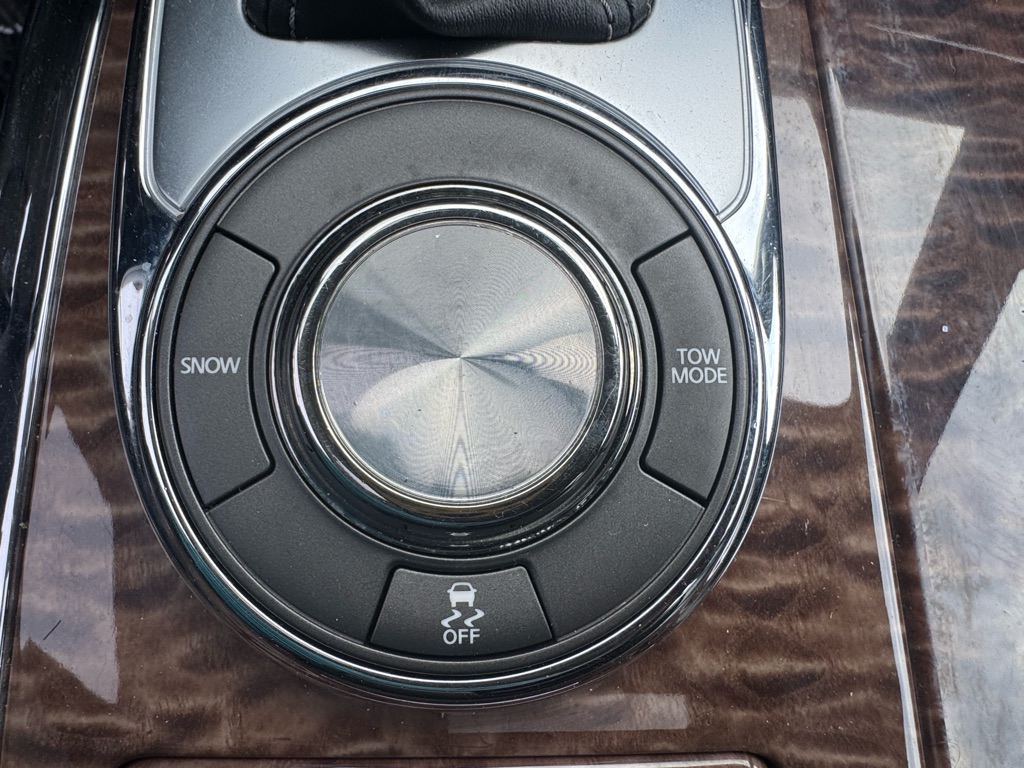 Photo 20 of this NISSAN ARMADA