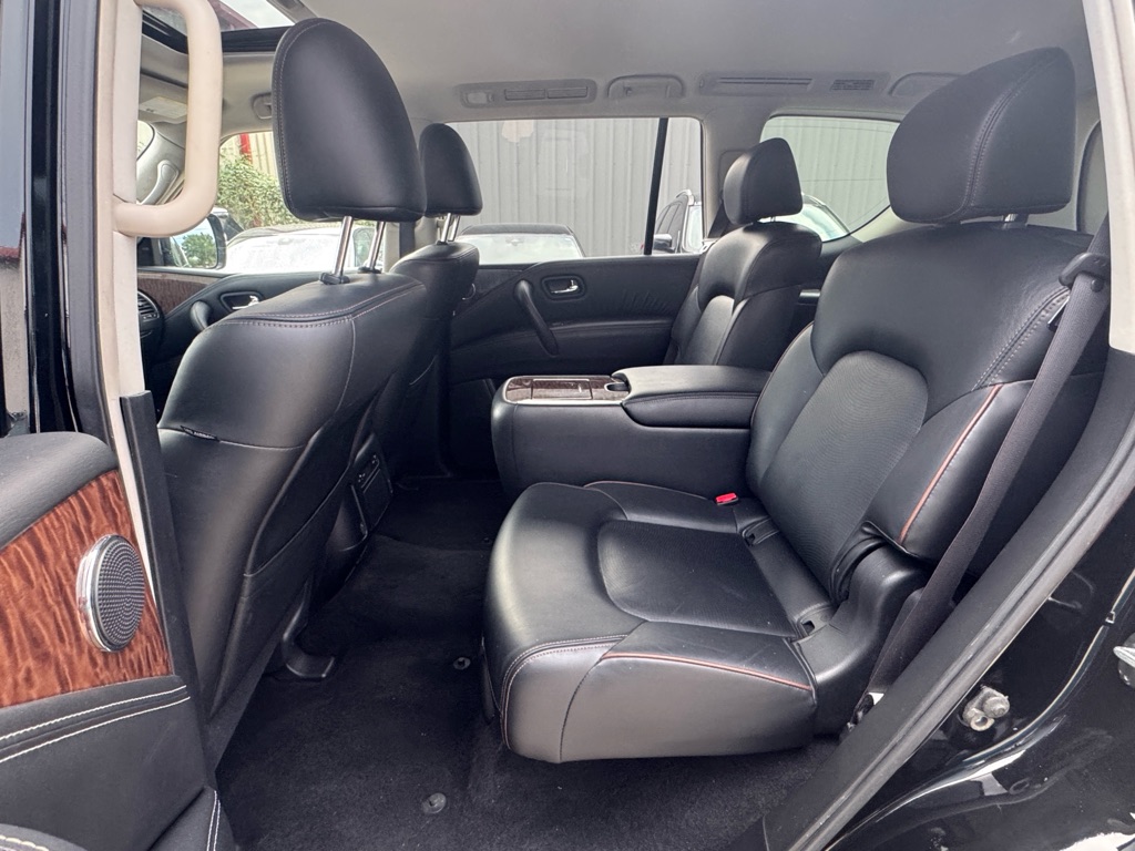 Photo 13 of this NISSAN ARMADA