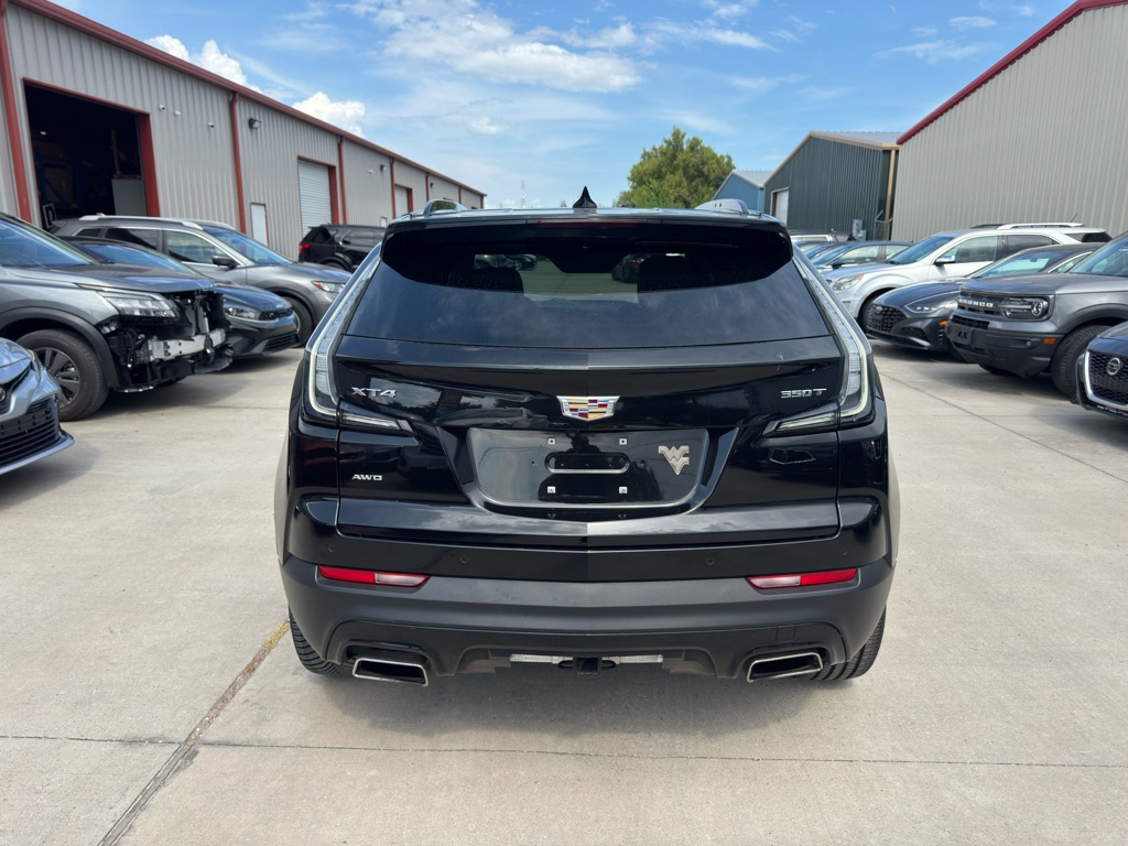 Photo 7 of this CADILLAC XT4