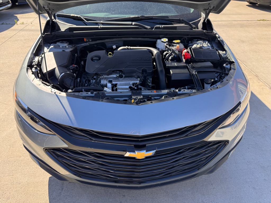 Photo 21 of this CHEVROLET MALIBU