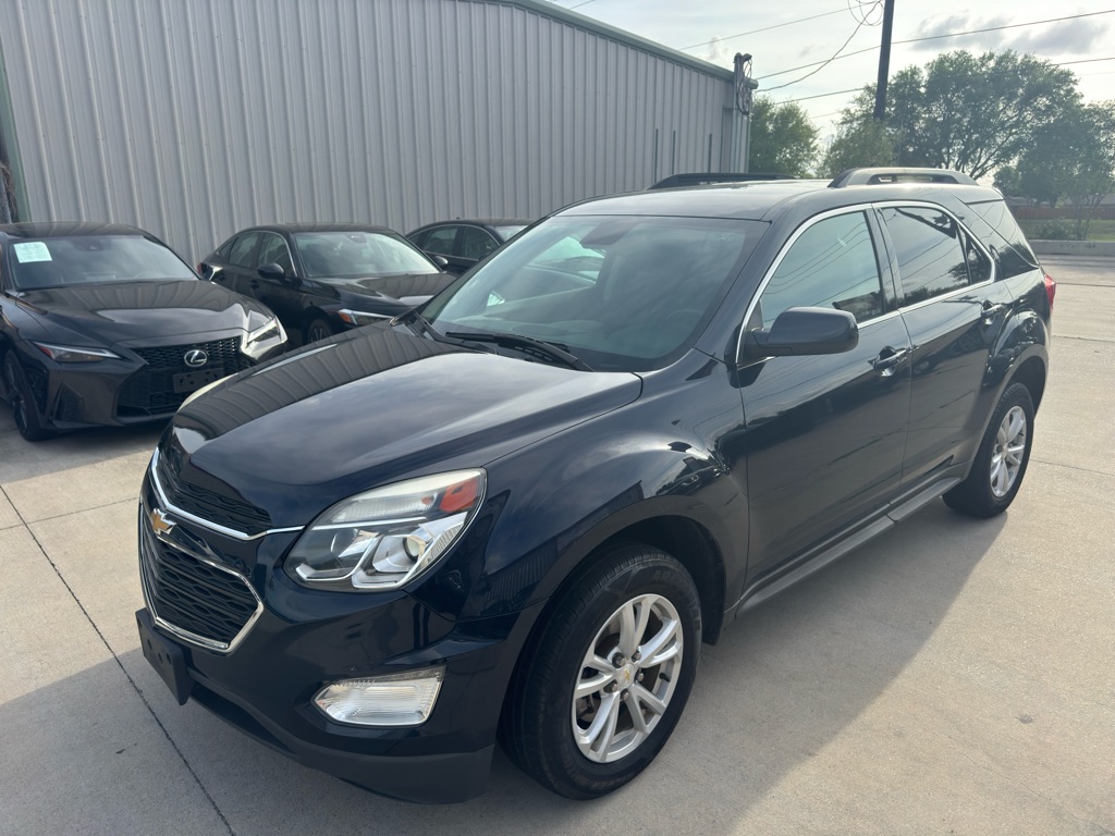Photo 2 of this CHEVROLET EQUINOX