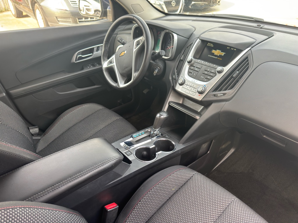 Photo 18 of this CHEVROLET EQUINOX