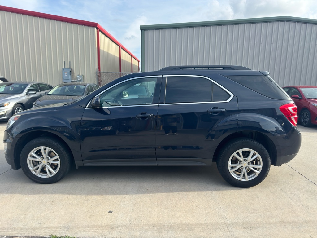 Photo 9 of this CHEVROLET EQUINOX