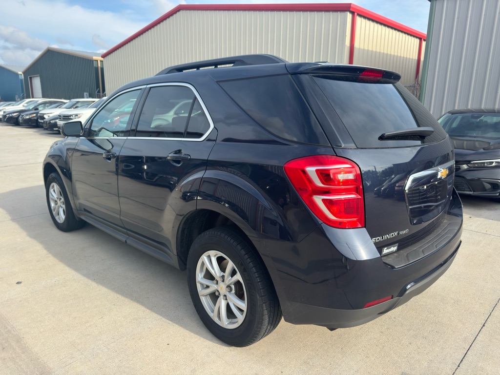Photo 8 of this CHEVROLET EQUINOX
